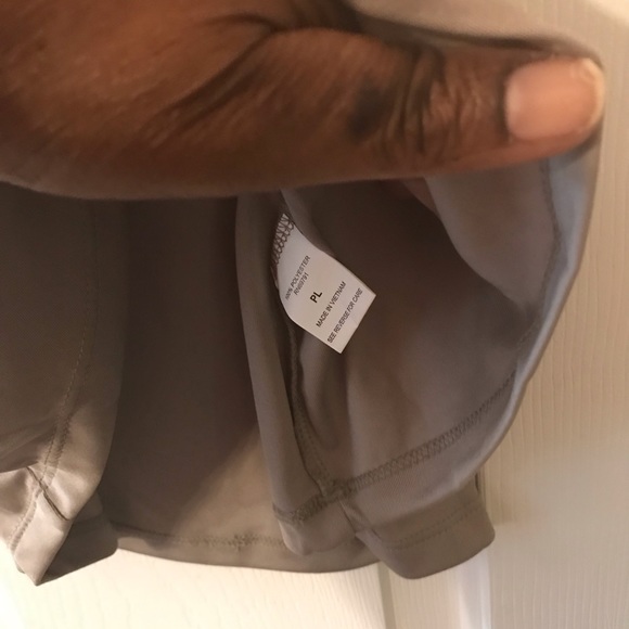 Rebecca Malone P Animal Print Button Down blouse - Picture 8 of 8